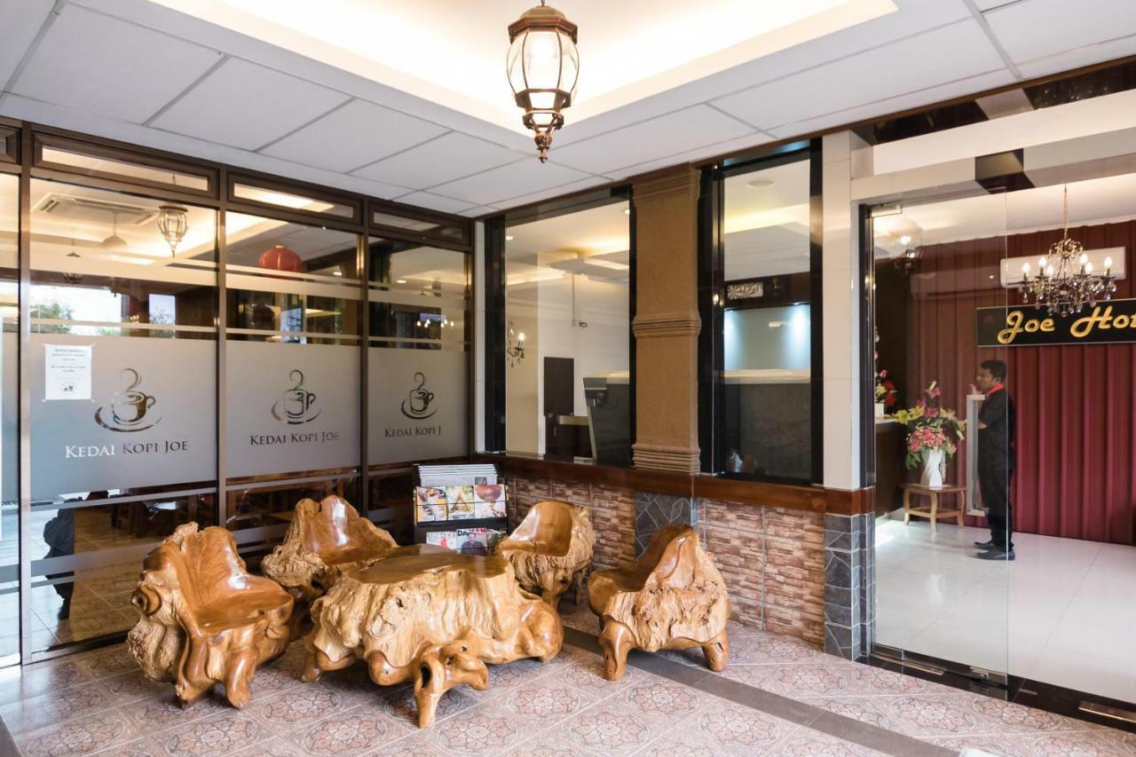 Reddoorz Plus Near Soekarno Hatta Airport 2 Tangerang Kültér fotó