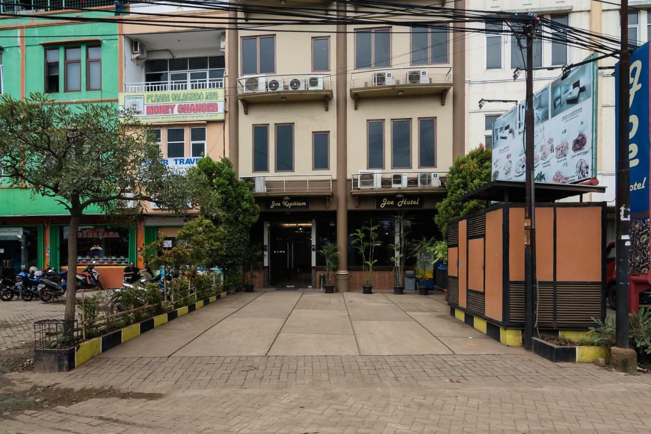 Reddoorz Plus Near Soekarno Hatta Airport 2 Tangerang Kültér fotó